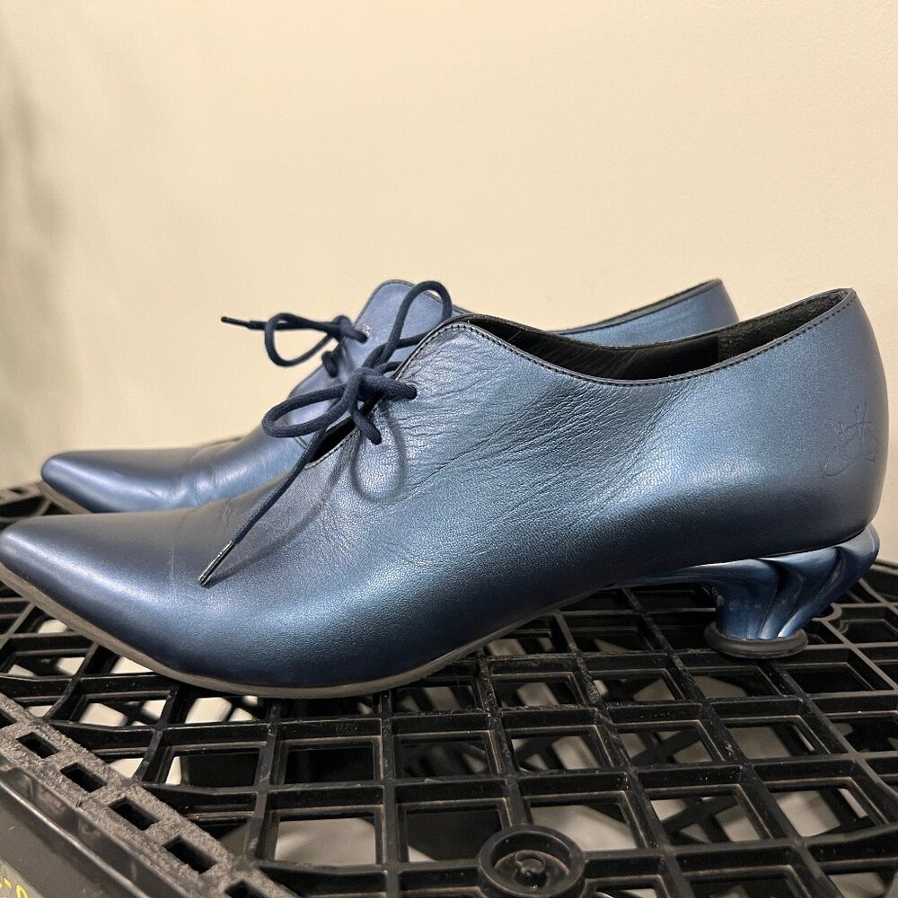 Fluevog, Firefly "Linearis" W11